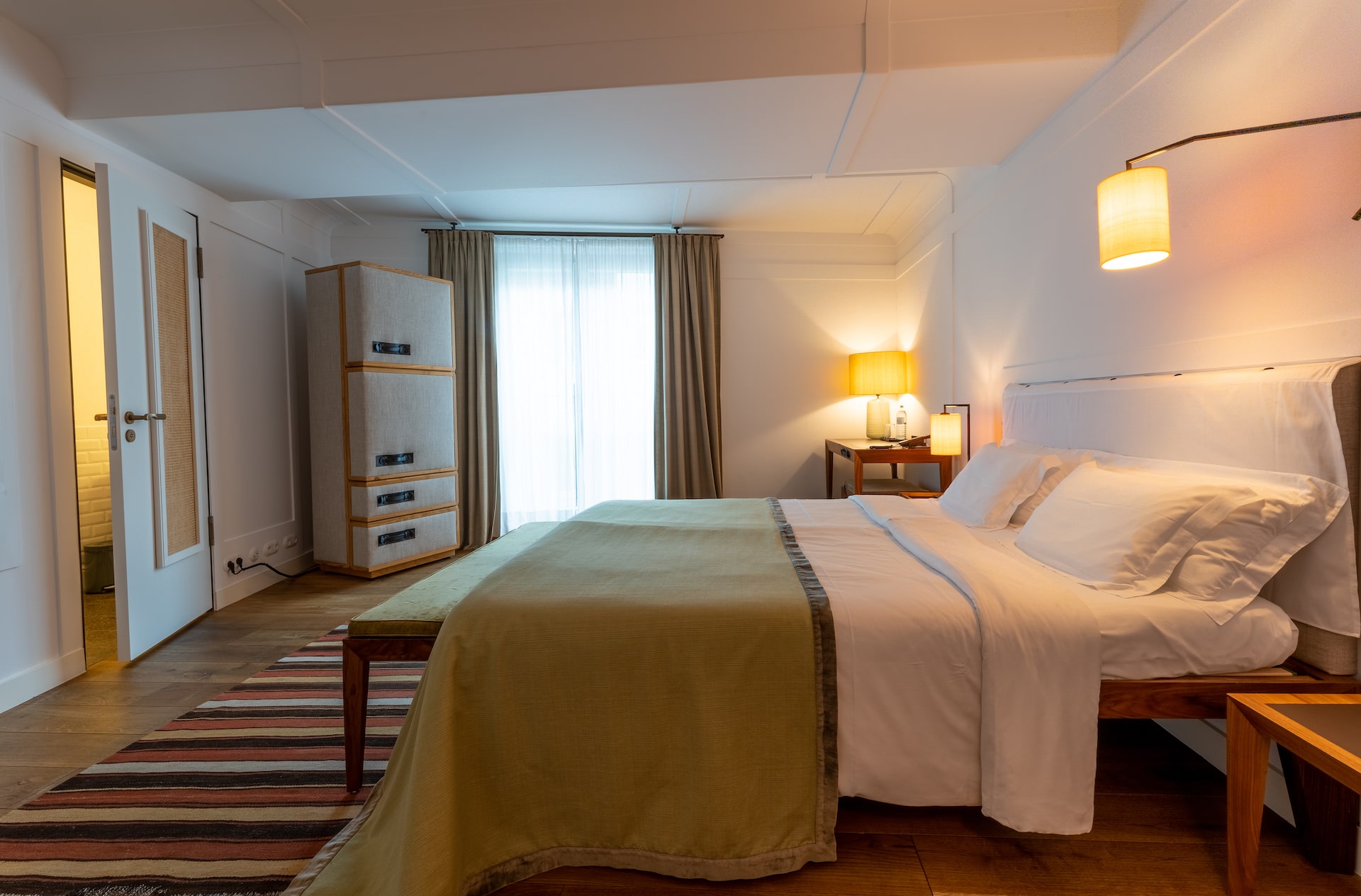 Superior room with a double bed at the LOUIS Hotel Munich