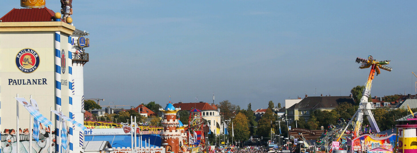 Blick über das Münchener Oktoberfest l Angebot zum Oktoberfest im LOUIS Hotel München