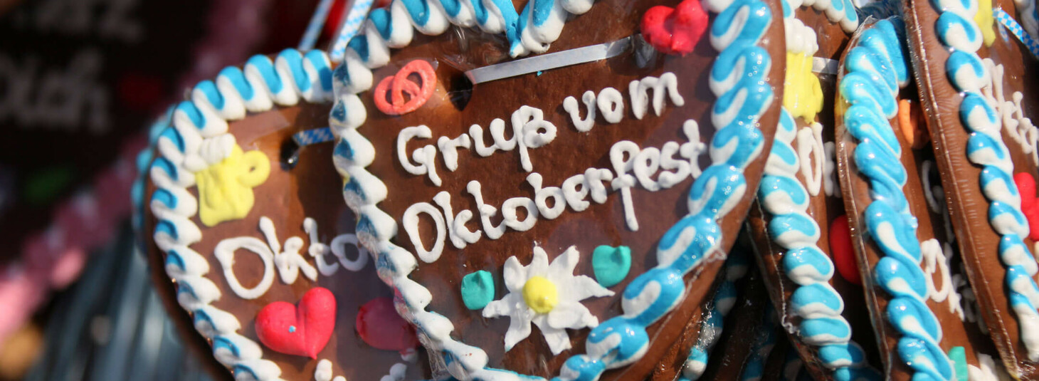 Angebot zur Wies'n im LOUIS Hotel München Lebkuchenherz Grüße vom Oktoberfest