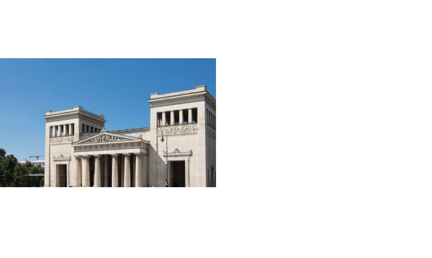 Klassizistisches Gebäude mit Säulen und Reliefs unter blauem Himmel, nahe dem LOUIS Hotel München.