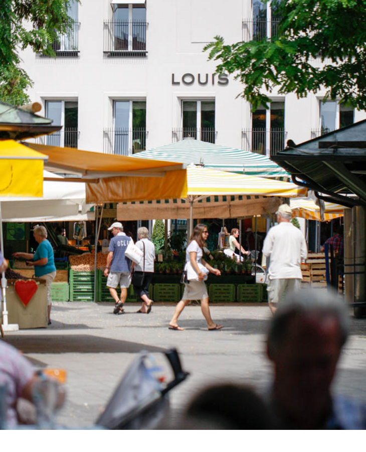 Aussenansicht Strasse LOUIS Hotel Muenchen Viktualienmarkt