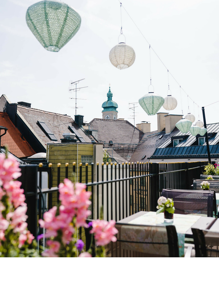 The Roof Terrace – Dachterrasse mit herrlichem Blick | LOUIS Hotel München