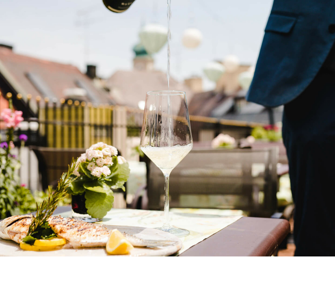 The Roof Terrace | Food & Drinks at the LOUIS Hotel München